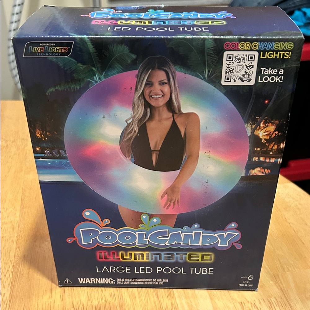 PoolCandy LED Light-Up Pool Tube - Picture 2 of 3